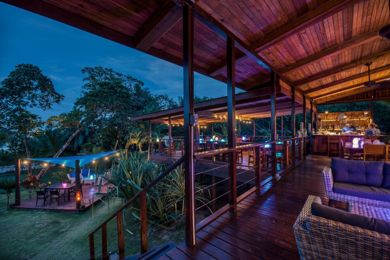 Oasis Bluff Beach Bocas Town Exterior foto