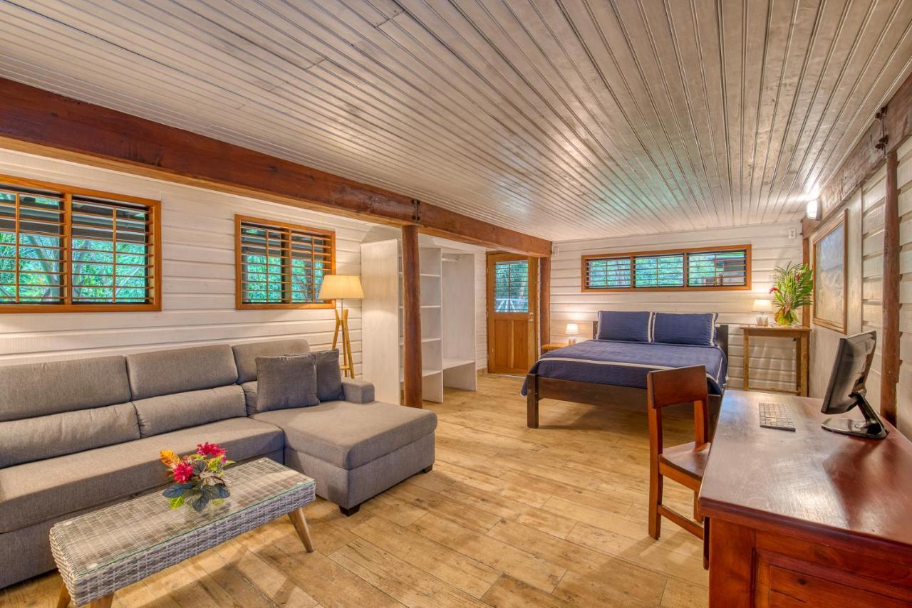 Oasis Bluff Beach Bocas Town Exterior foto