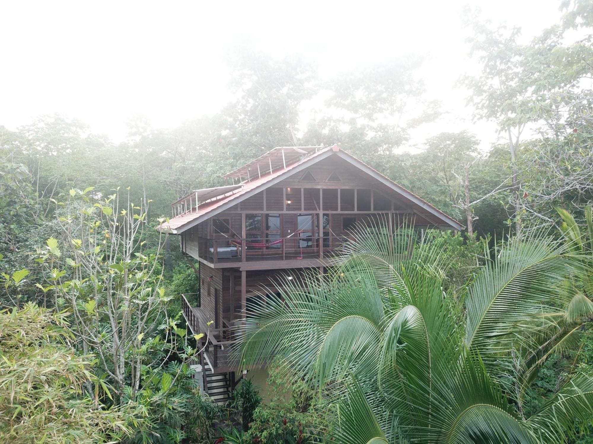 Oasis Bluff Beach Bocas Town Exterior foto