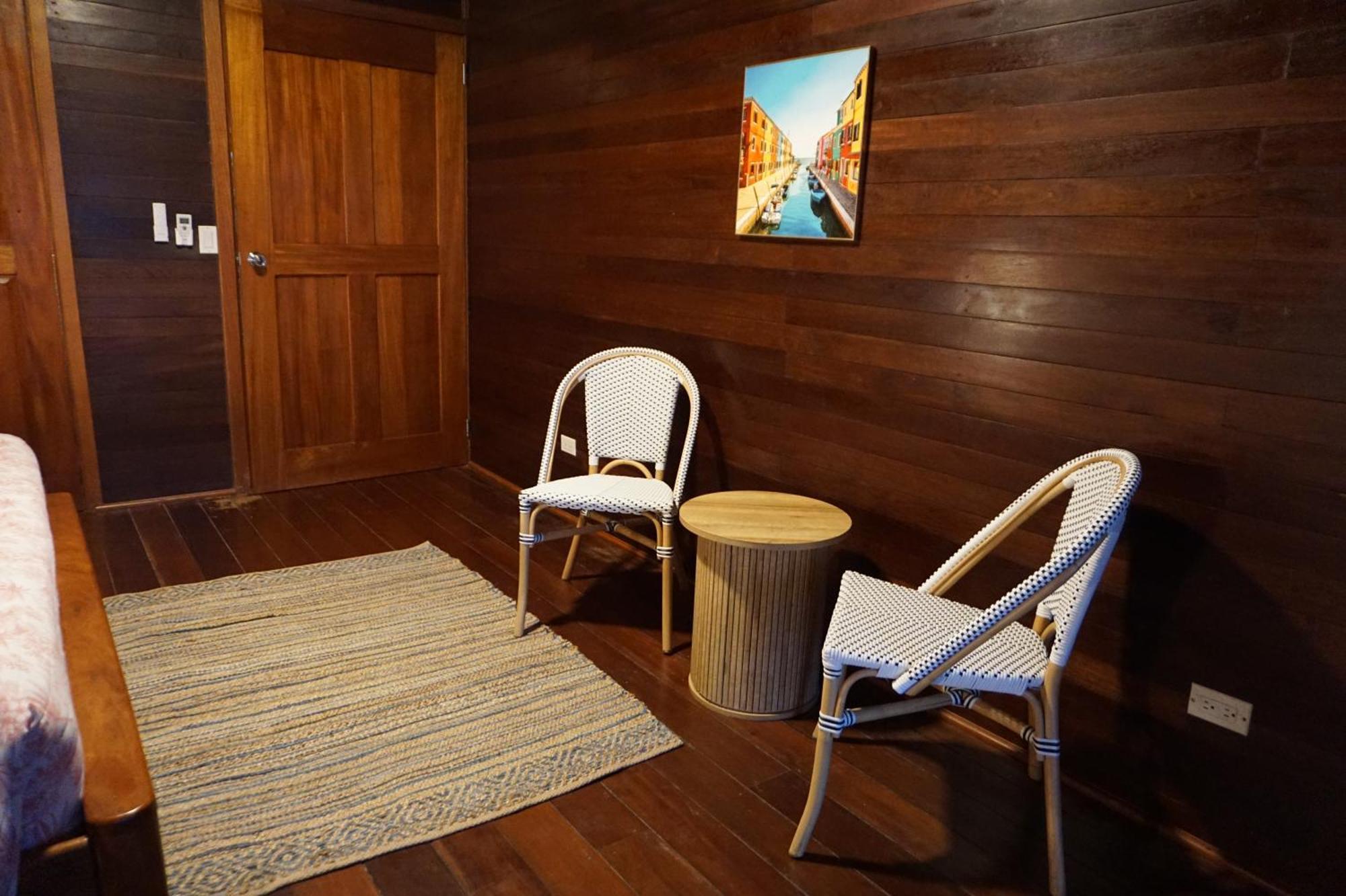 Oasis Bluff Beach Bocas Town Exterior foto