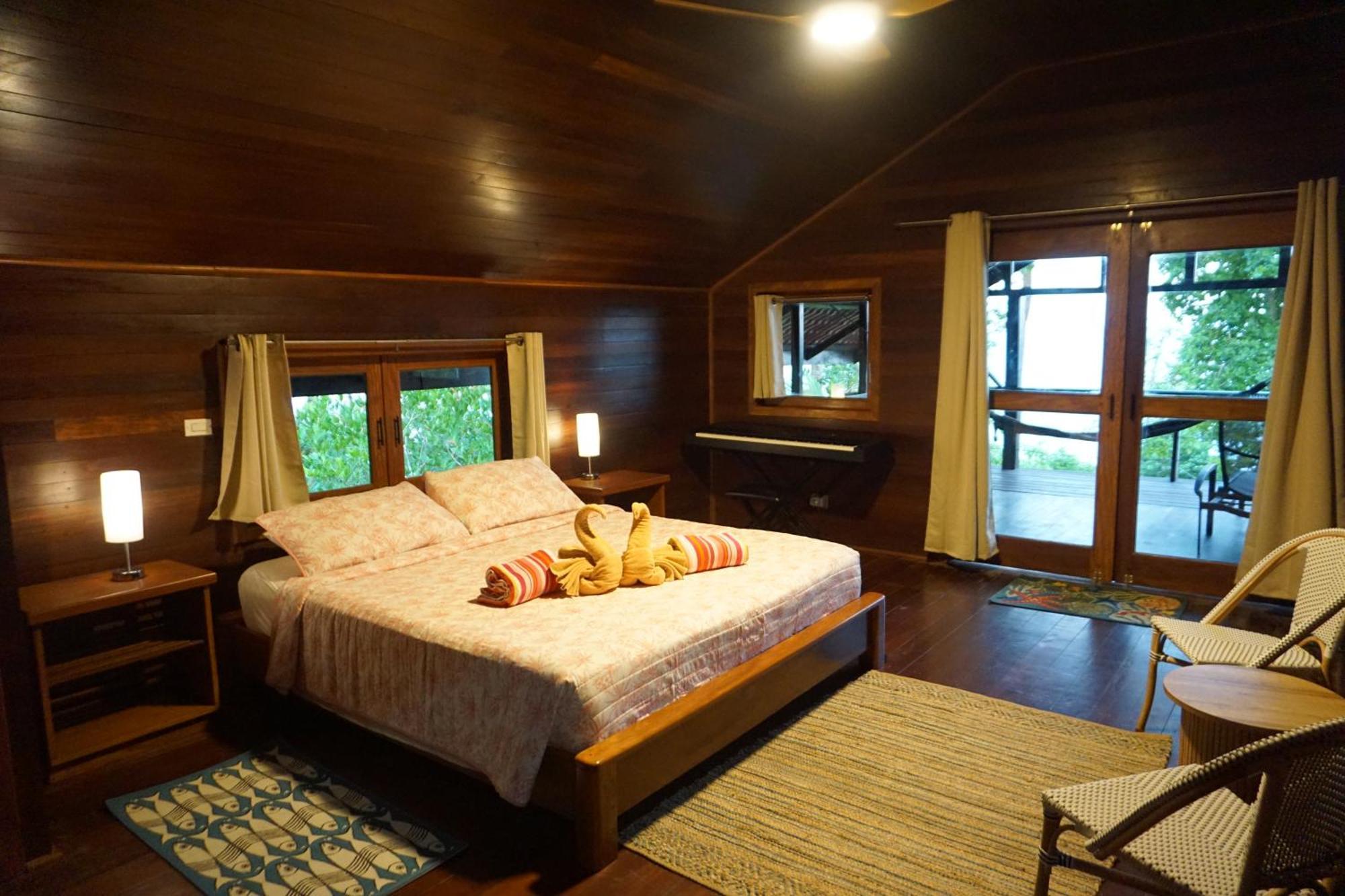 Oasis Bluff Beach Bocas Town Exterior foto