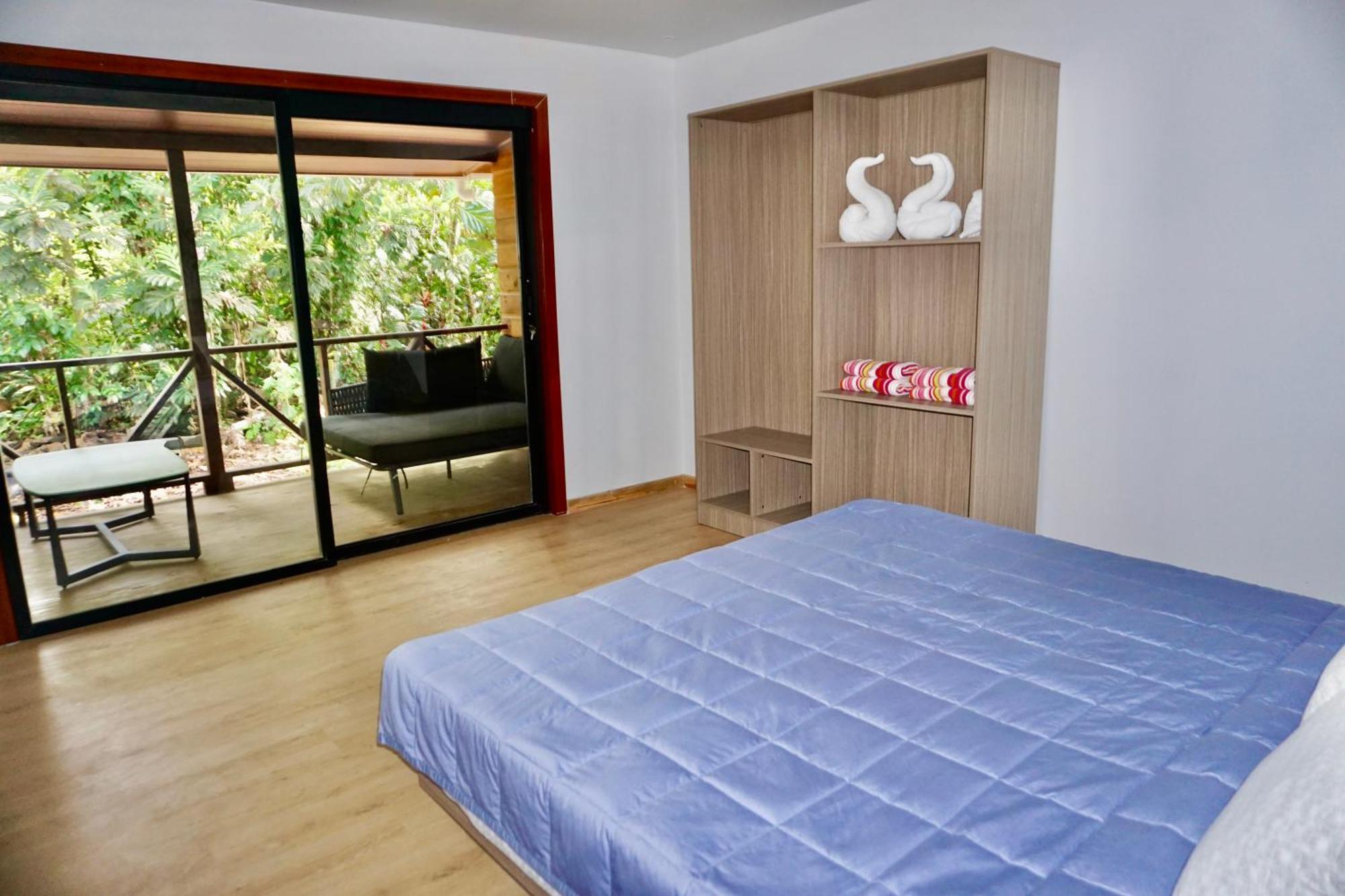 Oasis Bluff Beach Bocas Town Exterior foto